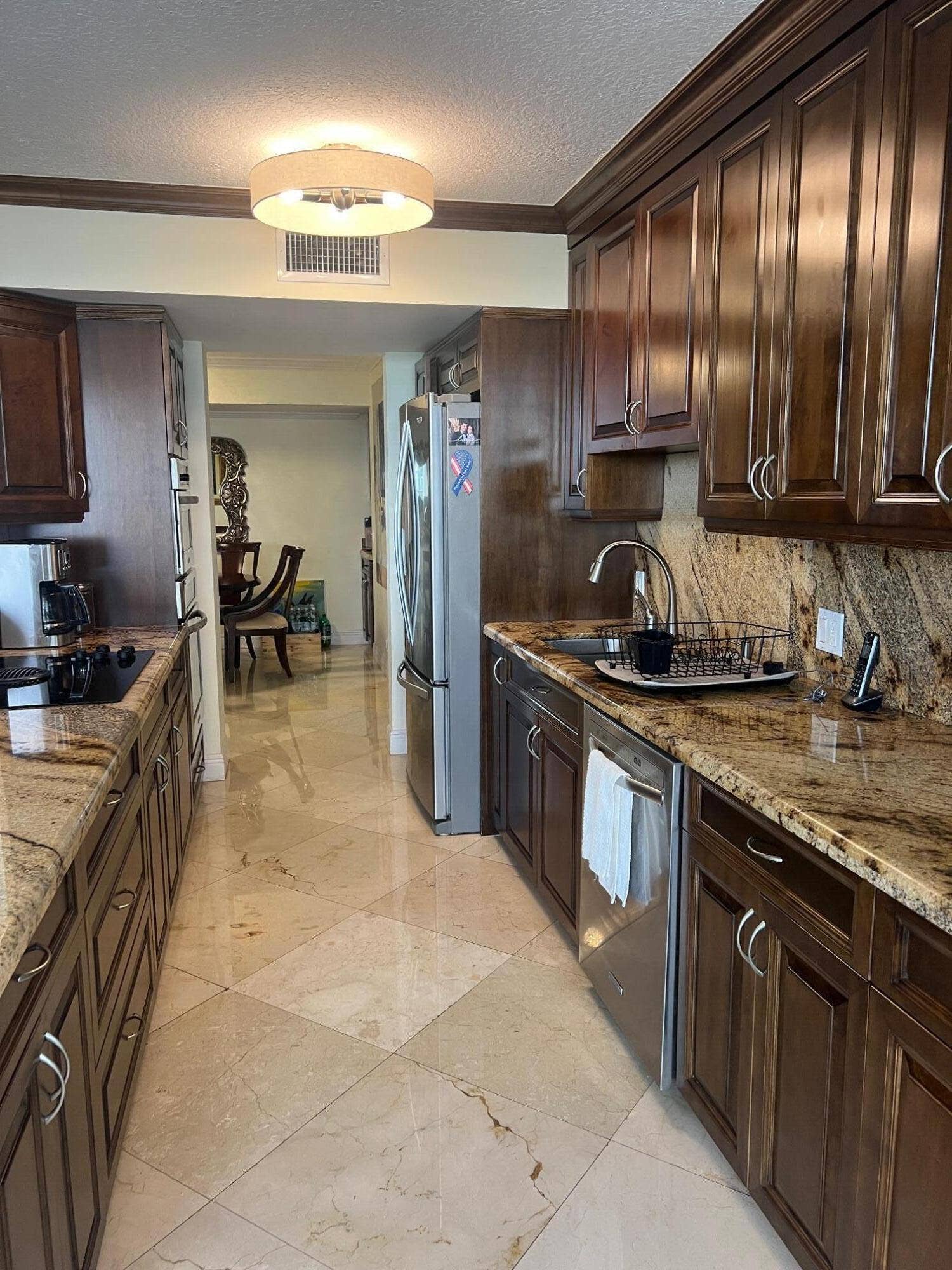 3400 N Ocean Drive, #906, Singer Island, FL 33404 Kitchen