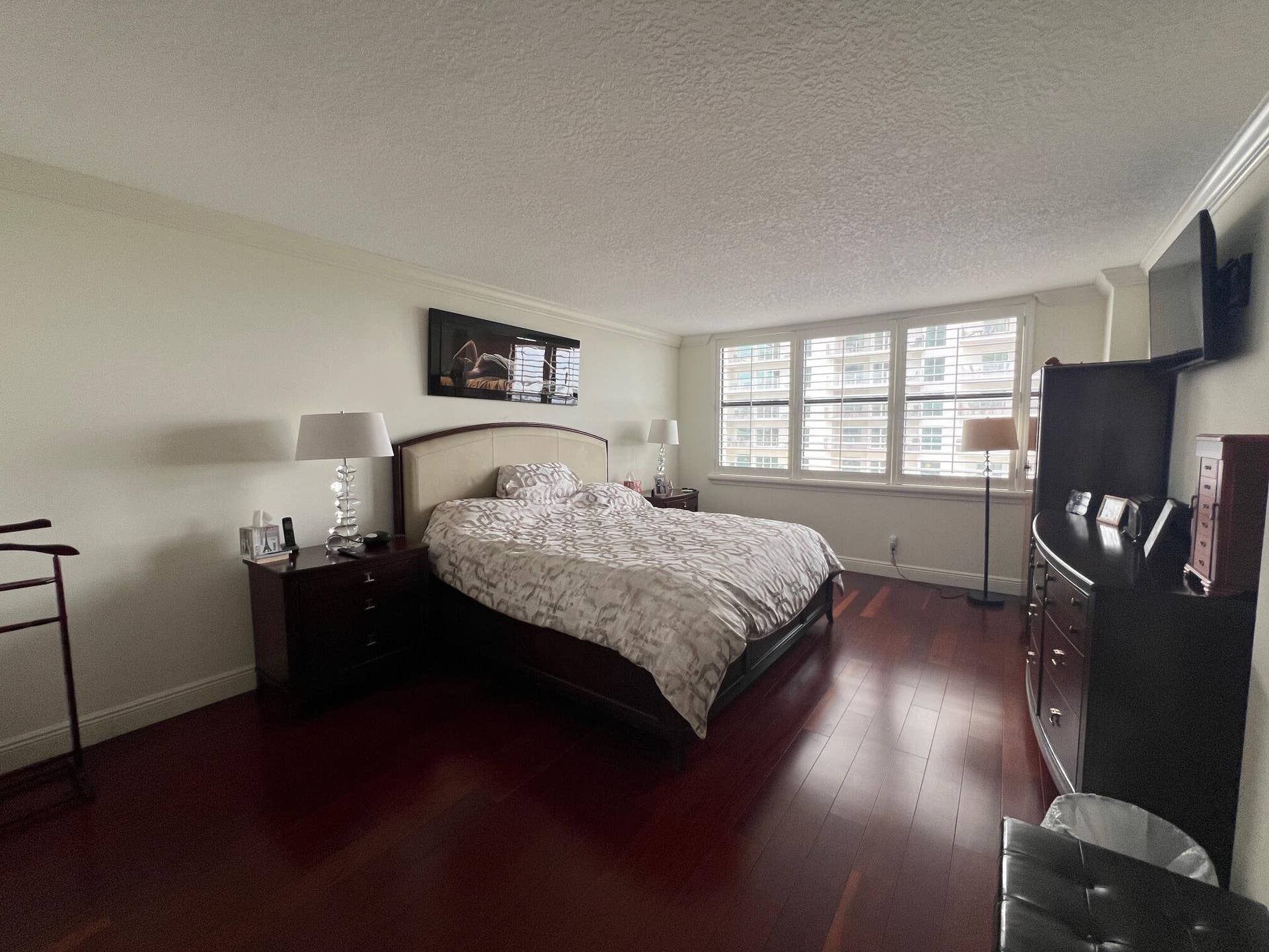 3400 N Ocean Drive, #906, Singer Island, FL 33404 Master Bedroom