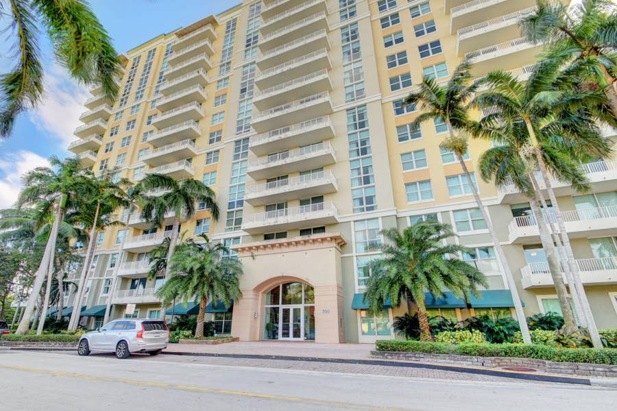Property photo for 625 Casa Loma Boulevard, #403, Boynton Beach, FL