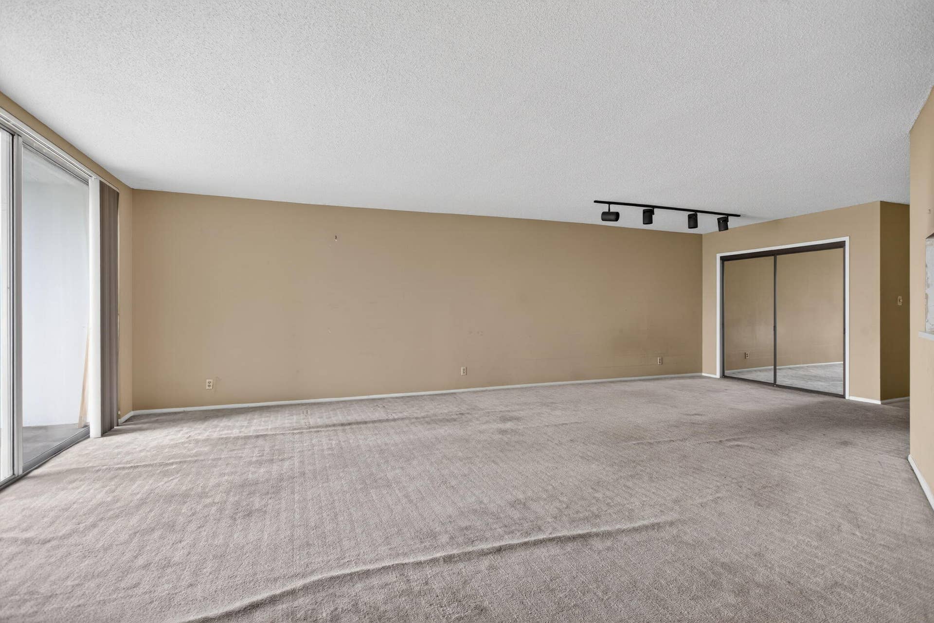 3051 N Course Drive, #605, Pompano Beach, FL 33069 3051 N Course Drive, #605, Pompano Beach, FL 33069