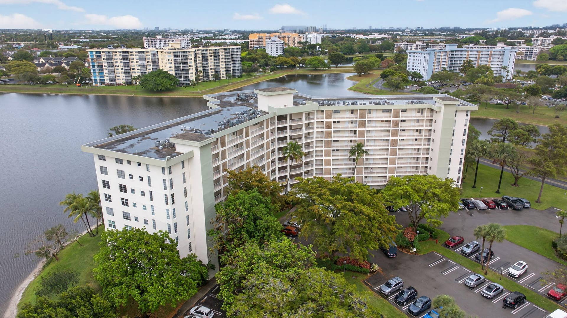 3051 N Course Drive, #605, Pompano Beach, FL 33069 3051 N Course Drive, #605, Pompano Beach, FL 33069