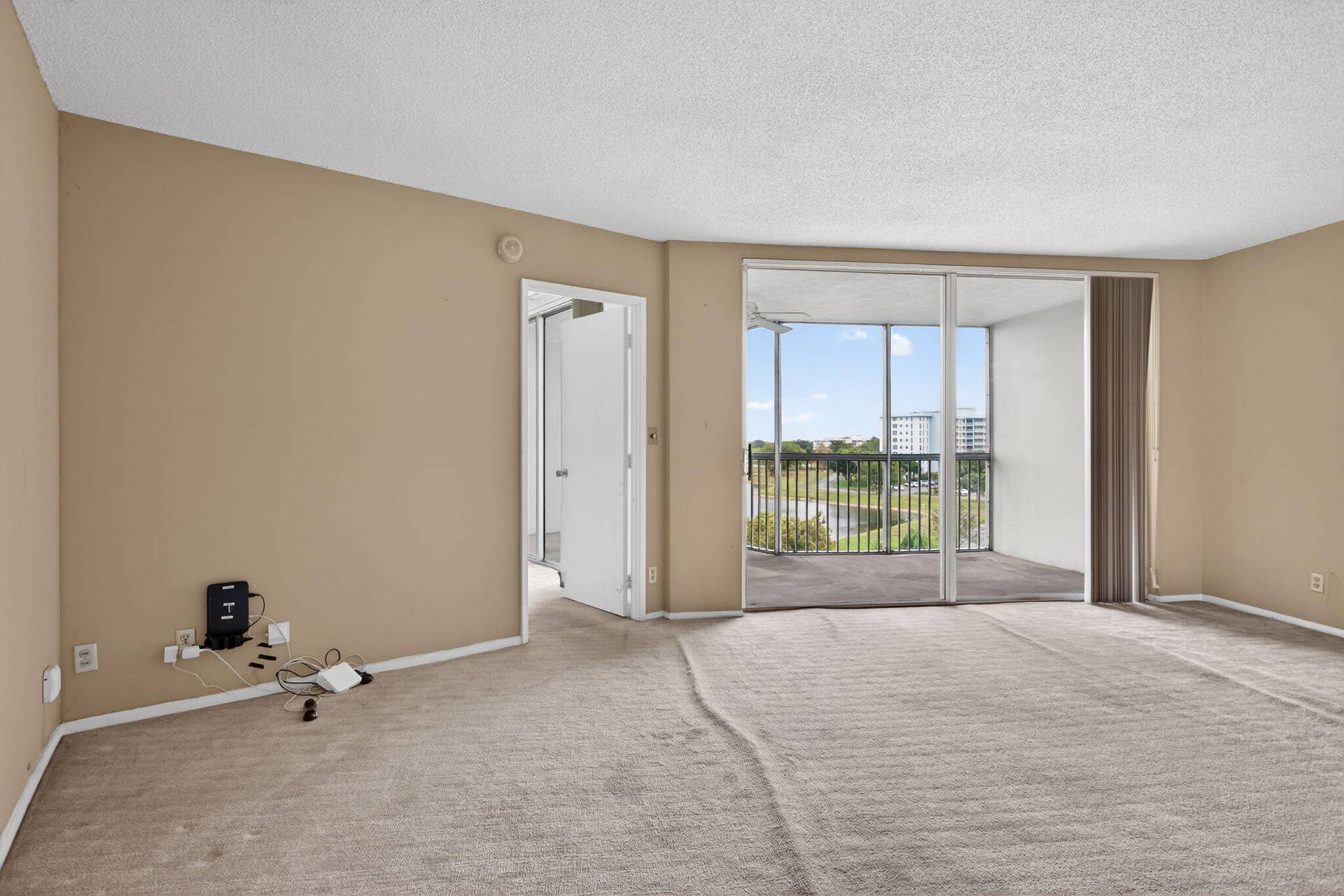 3051 N Course Drive, #605, Pompano Beach, FL 33069 3051 N Course Drive, #605, Pompano Beach, FL 33069