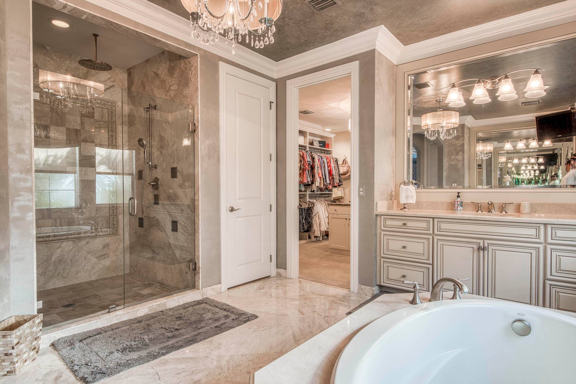 135 Carmela Court, Jupiter, FL 33478 Primary Bath