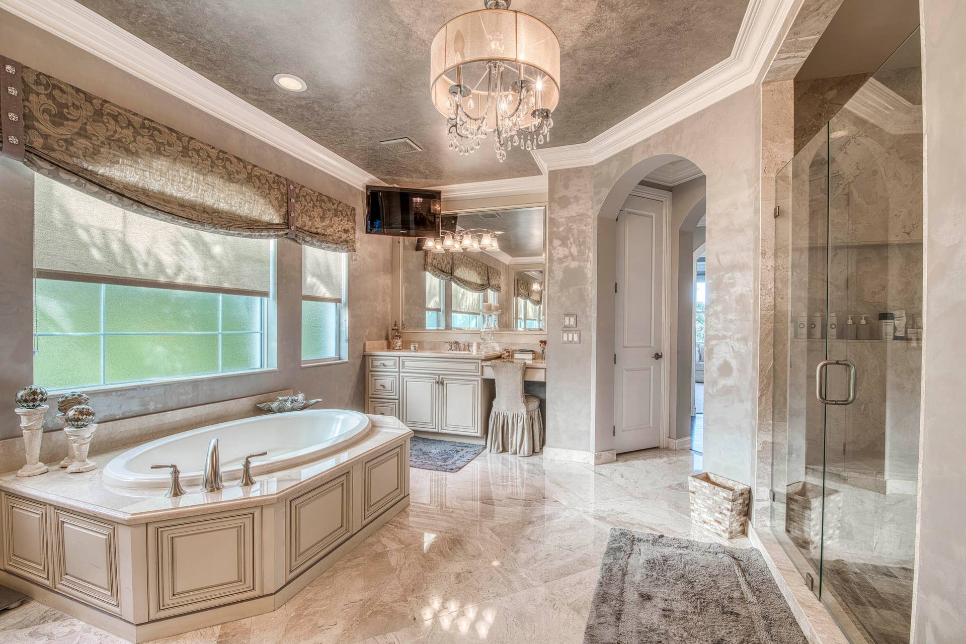 135 Carmela Court, Jupiter, FL 33478 Primary Bath