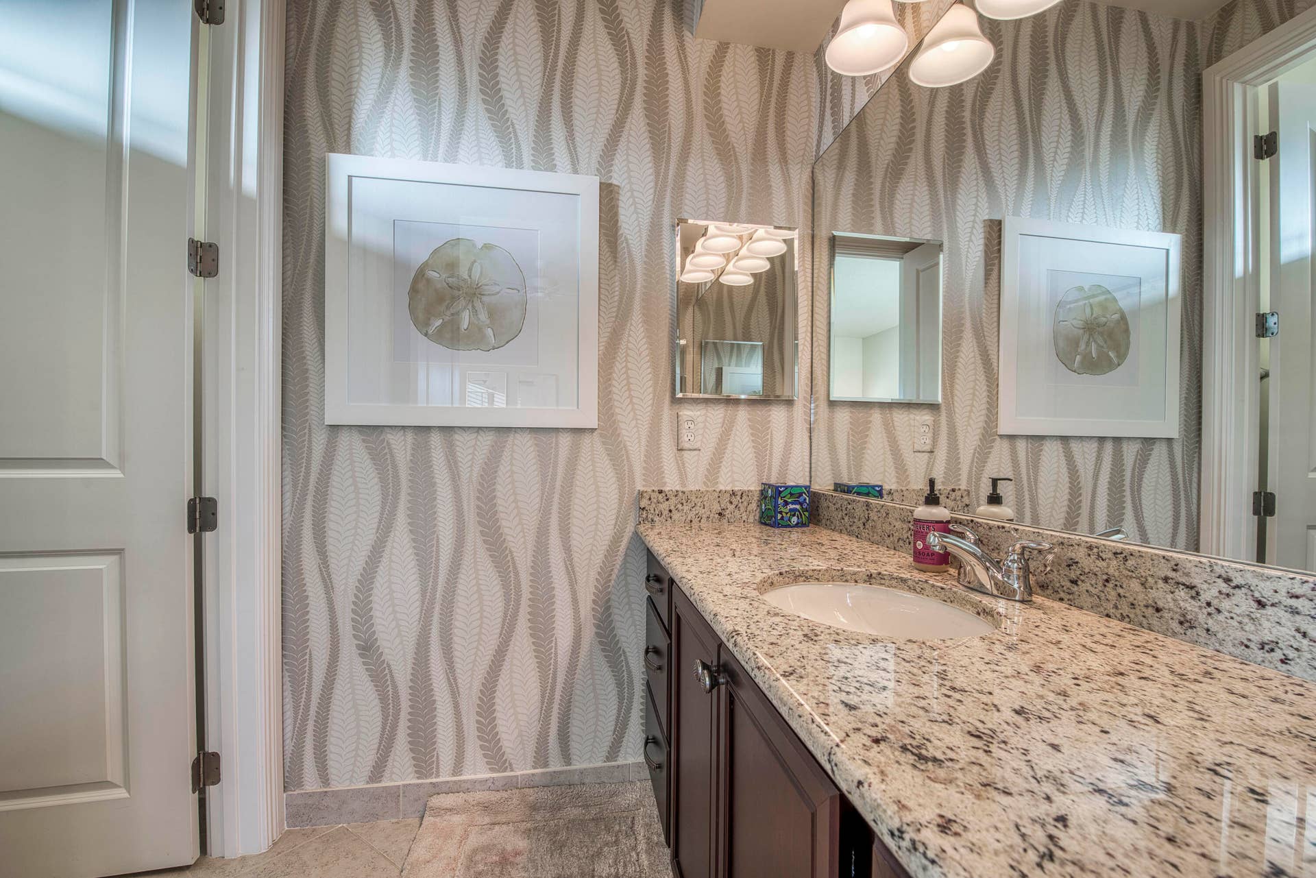 135 Carmela Court, Jupiter, FL 33478 Upstairs Guest Bath 5