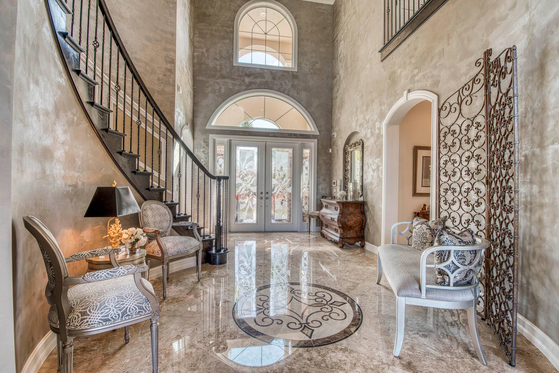 135 Carmela Court, Jupiter, FL 33478 Entryway