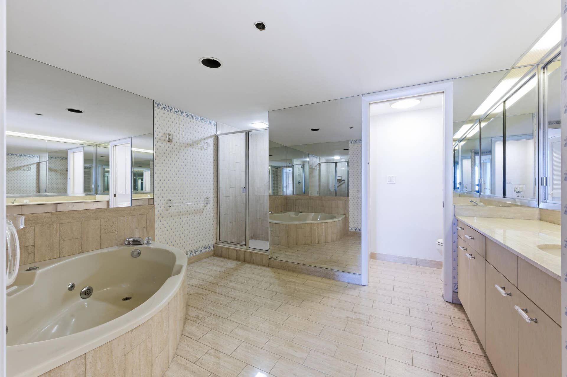 525 S Flagler Drive, #20b/c, West Palm Beach, FL 33401 525_S_Flagler_Dr_20BC_WPB_011