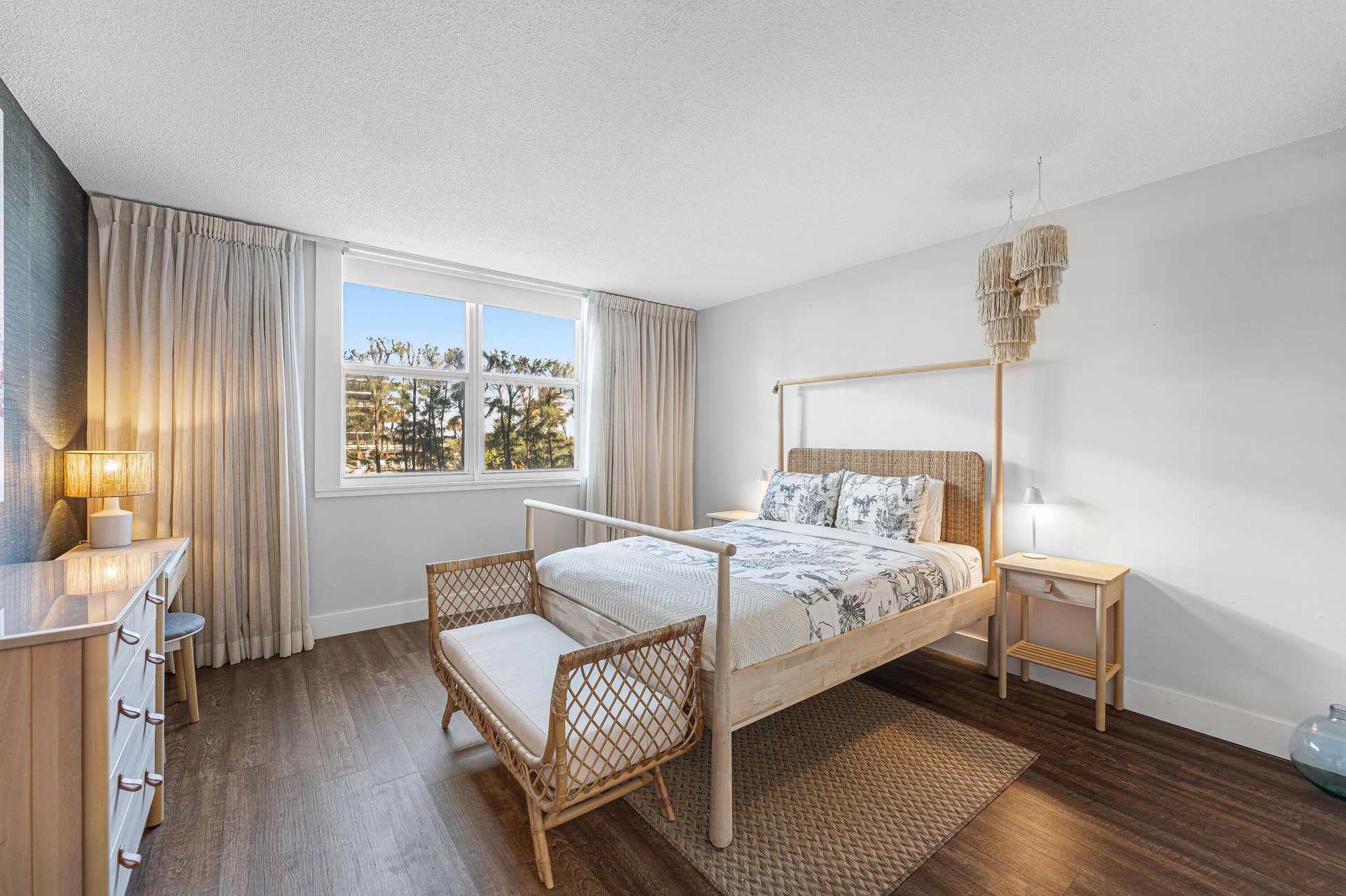 3450 S Ocean Boulevard, #1050, Palm Beach, Palm Beach, FL 33480 Bedroom