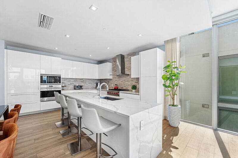 41 Isle Of Venice Drive, #Ph 502, Fort Lauderdale, FL 33301 untitled-8.jpg-vsuniqueid-6989413d23b0d