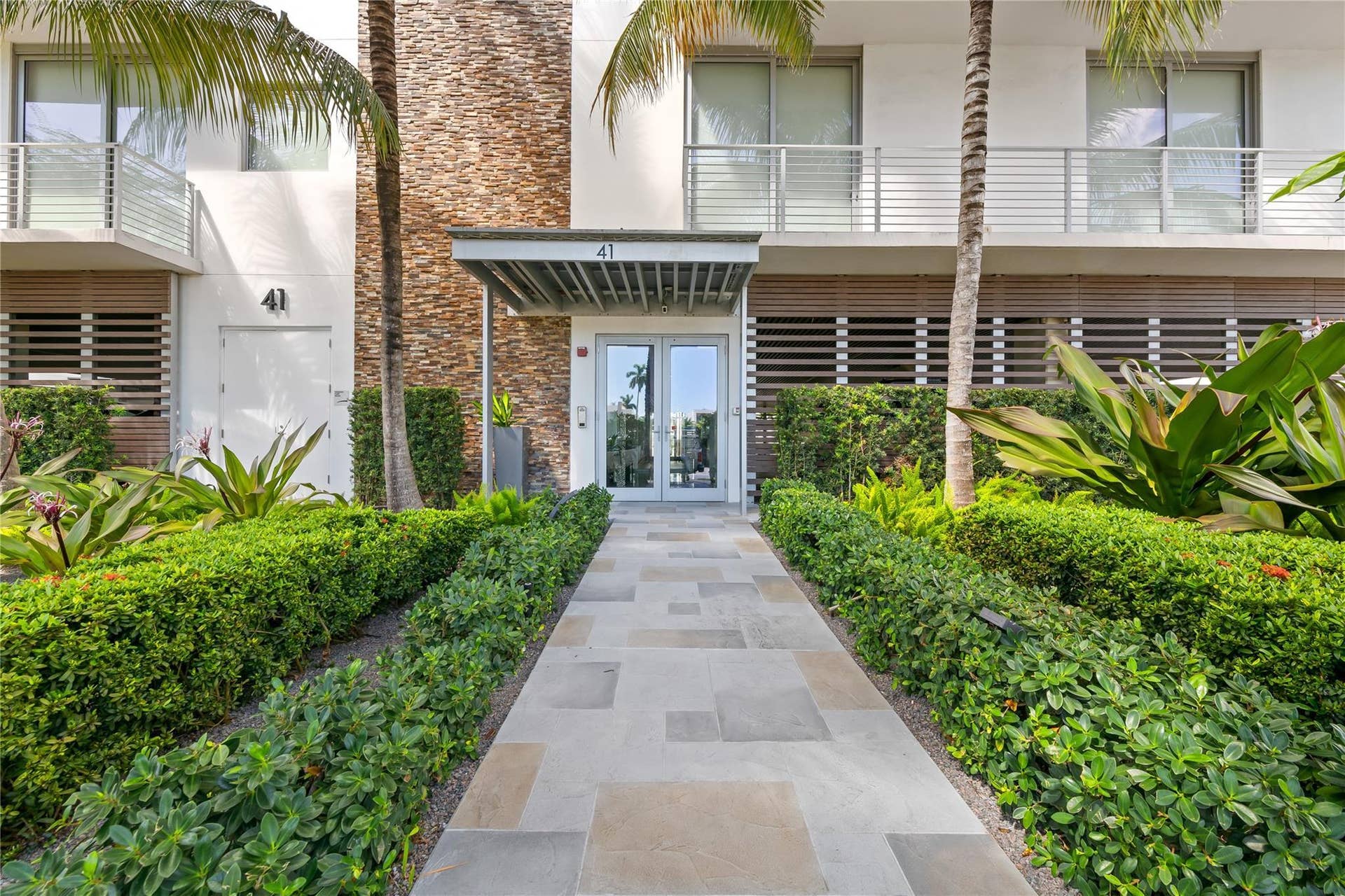 41 Isle Of Venice Drive, #Ph 502, Fort Lauderdale, FL 33301 b20db7675723bf7a80e27dfd3b3c2806