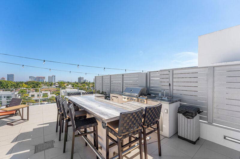41 Isle Of Venice Drive, #Ph 502, Fort Lauderdale, FL 33301 untitled-36.jpg-vsuniqueid-698941625891a