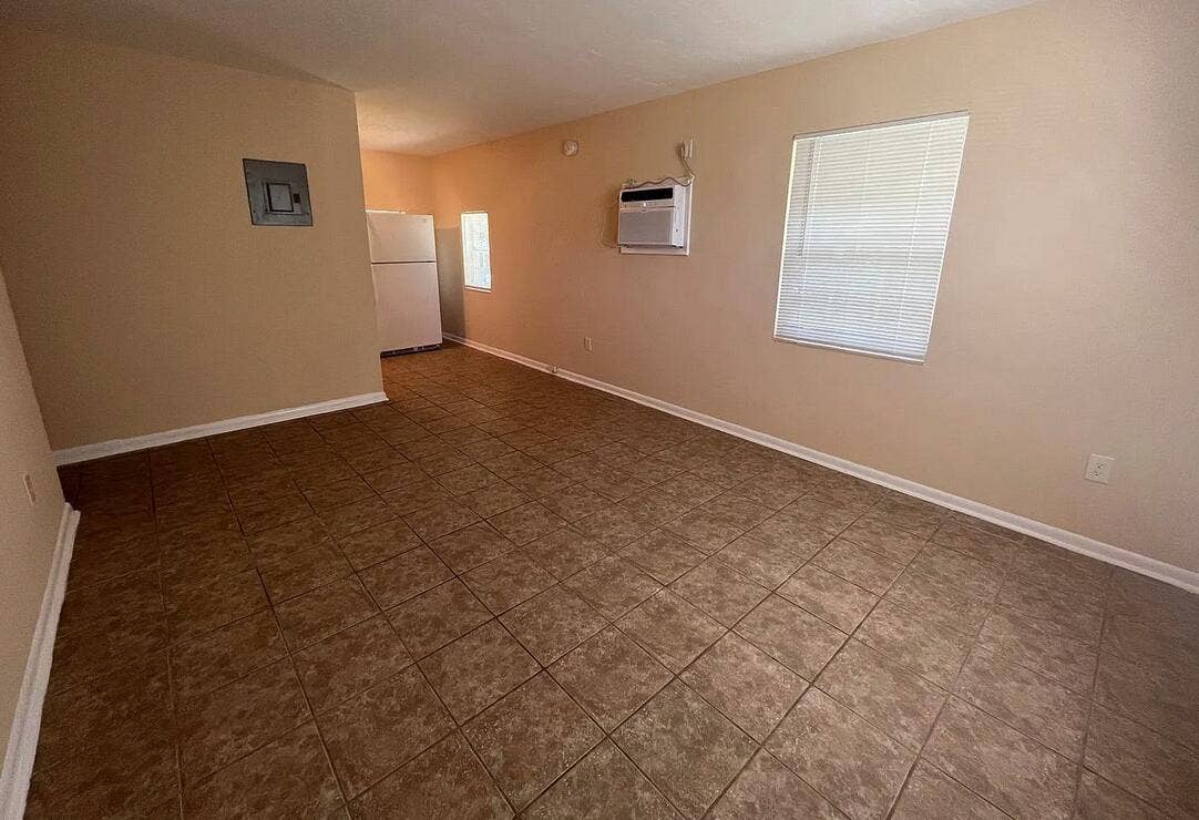 182 W 34th Street, #1, Riviera Beach, FL 33404