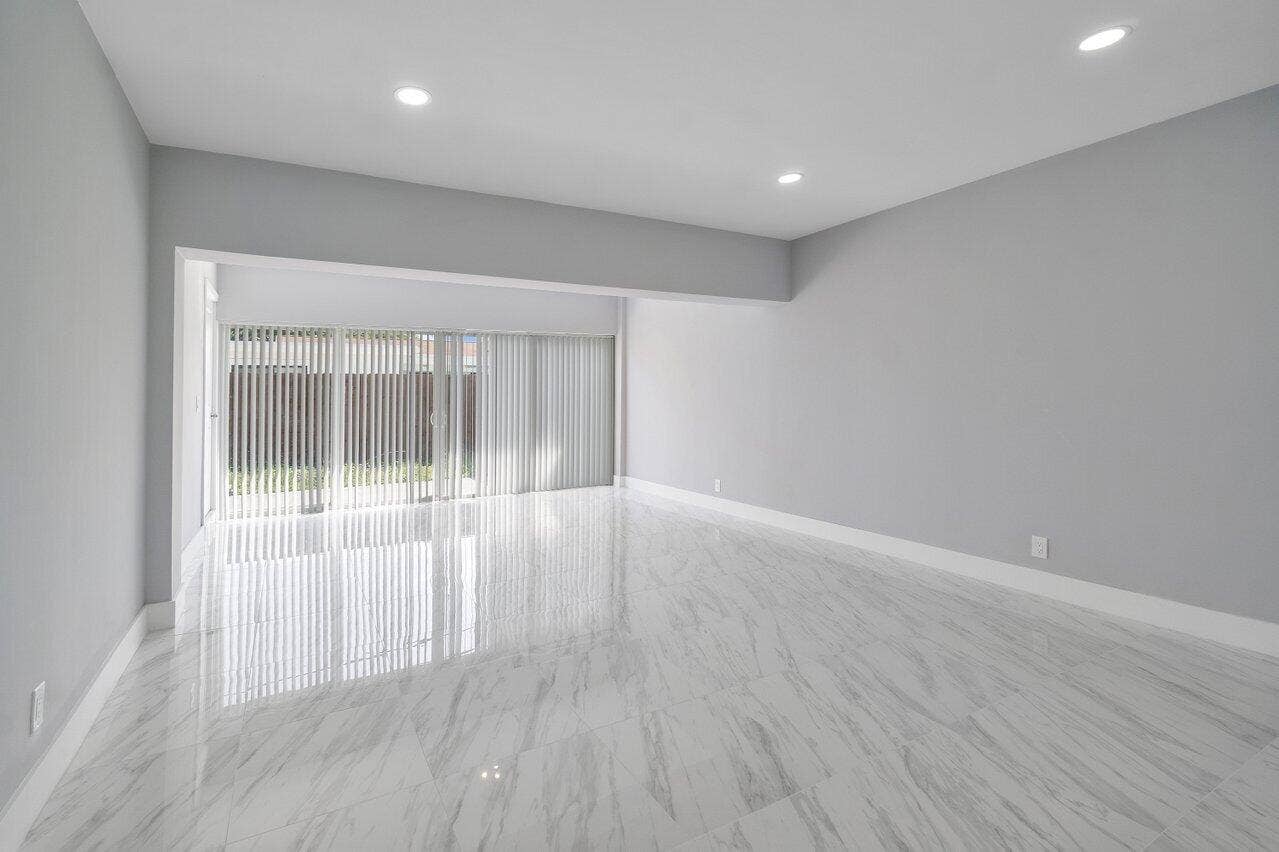 708-710 NE 23rd Avenue, Pompano Beach, FL 33062 708-710 NE 23rd Avenue, Pompano Beach, FL 33062