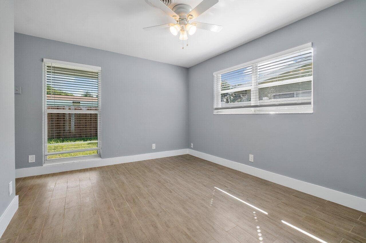 708-710 NE 23rd Avenue, Pompano Beach, FL 33062 708-710 NE 23rd Avenue, Pompano Beach, FL 33062