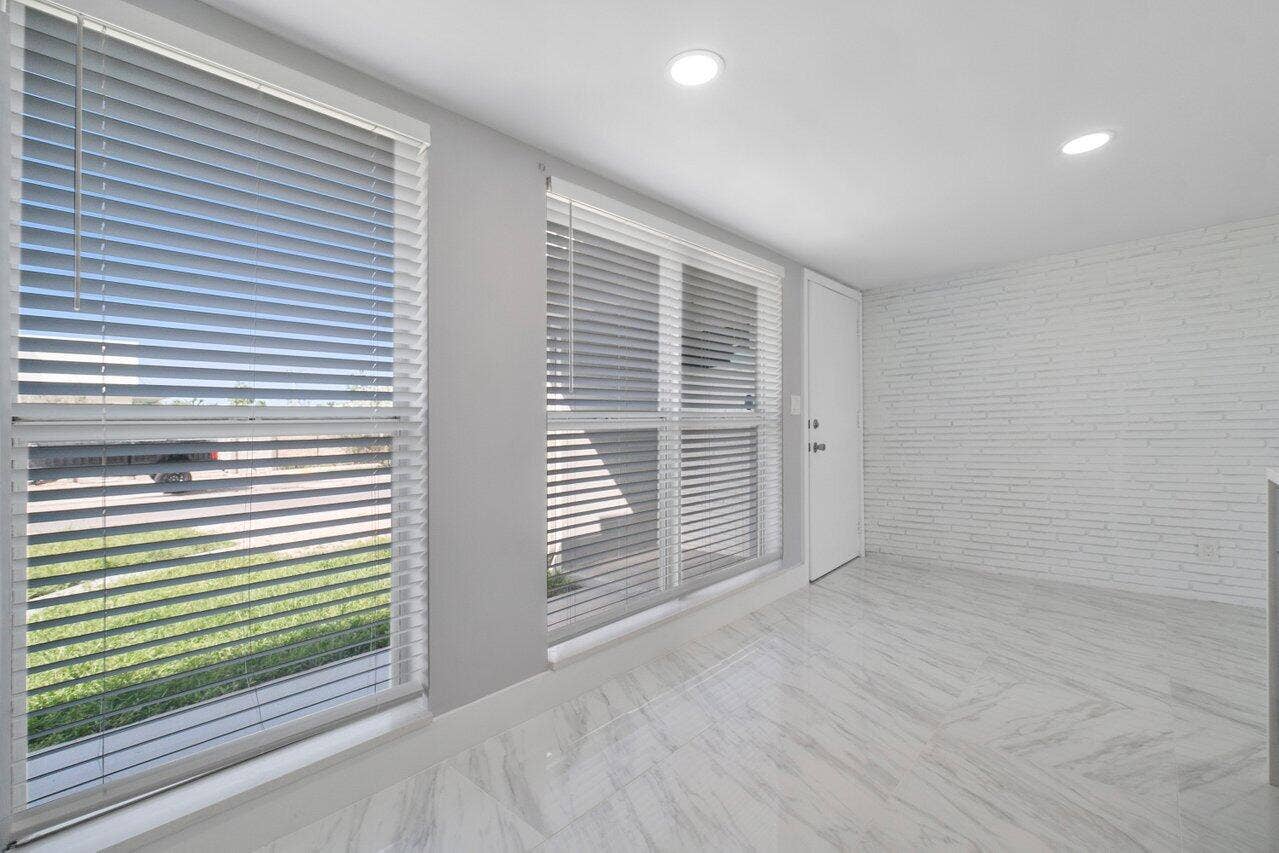 708-710 NE 23rd Avenue, Pompano Beach, FL 33062 708-710 NE 23rd Avenue, Pompano Beach, FL 33062