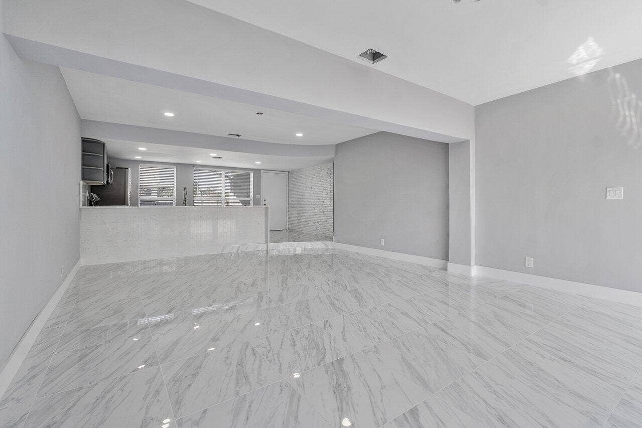 708-710 NE 23rd Avenue, Pompano Beach, FL 33062 708-710 NE 23rd Avenue, Pompano Beach, FL 33062