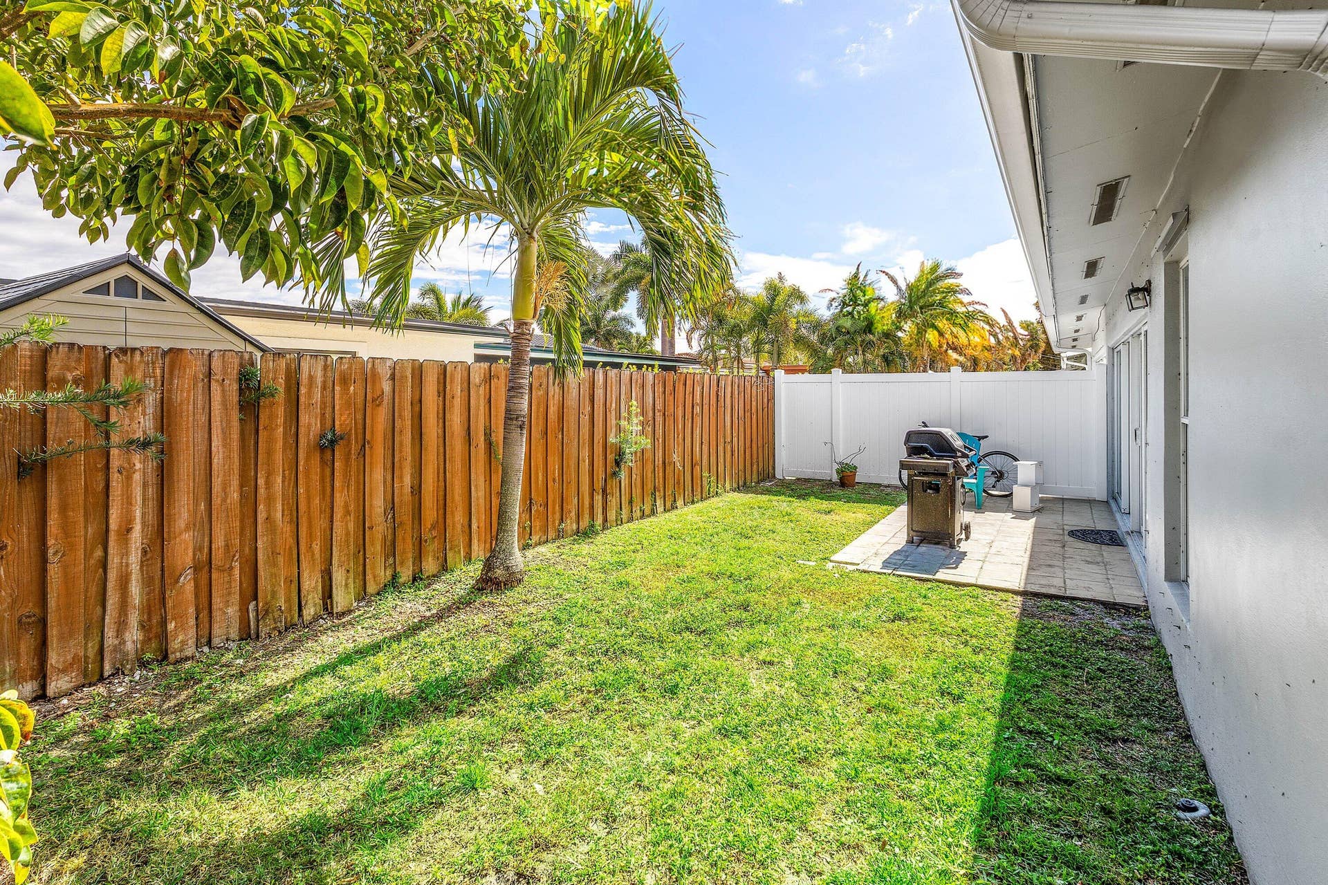 708-710 NE 23rd Avenue, Pompano Beach, FL 33062 708-710 NE 23rd Avenue, Pompano Beach, FL 33062