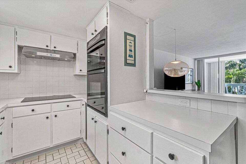 Open Kitchen