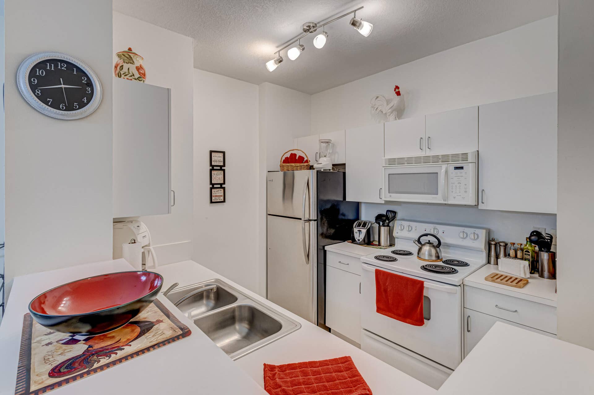 630 S Sapodilla Avenue, #112, West Palm Beach, West Palm Beach, FL 33401 630 S Sapodilla Avenue, #112, West Palm Beach, West Palm Beach, FL 33401