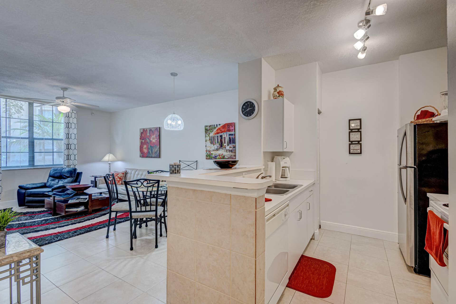 630 S Sapodilla Avenue, #112, West Palm Beach, West Palm Beach, FL 33401 630 S Sapodilla Avenue, #112, West Palm Beach, West Palm Beach, FL 33401