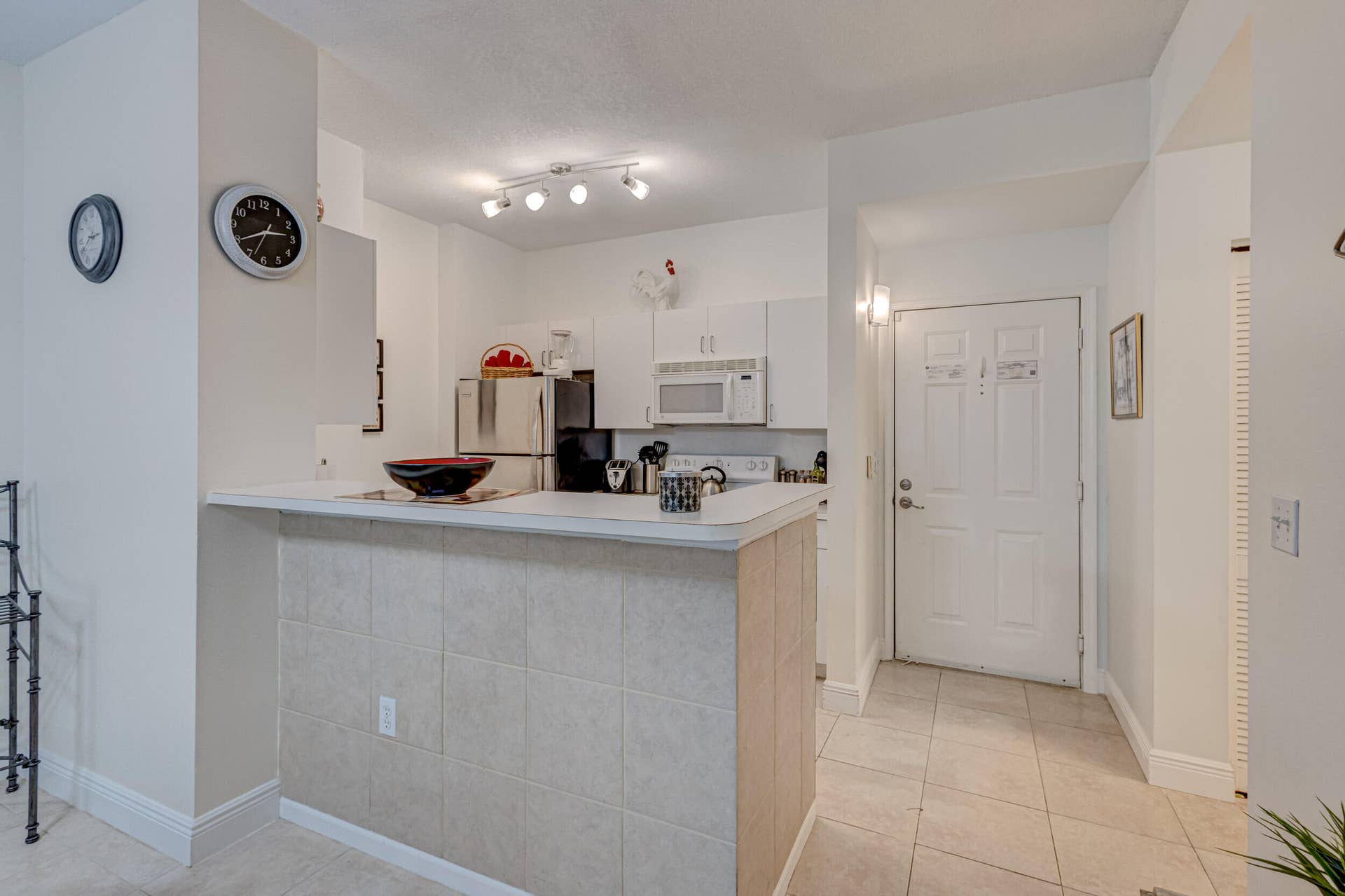 630 S Sapodilla Avenue, #112, West Palm Beach, West Palm Beach, FL 33401 630 S Sapodilla Avenue, #112, West Palm Beach, West Palm Beach, FL 33401