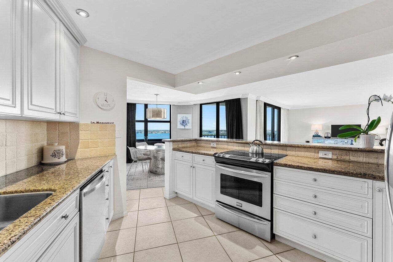 5420 N Ocean Drive, #1605, Singer Island, Singer Island, FL 33404 5420 N Ocean Drive, #1605, Singer Island, Singer Island, FL 33404