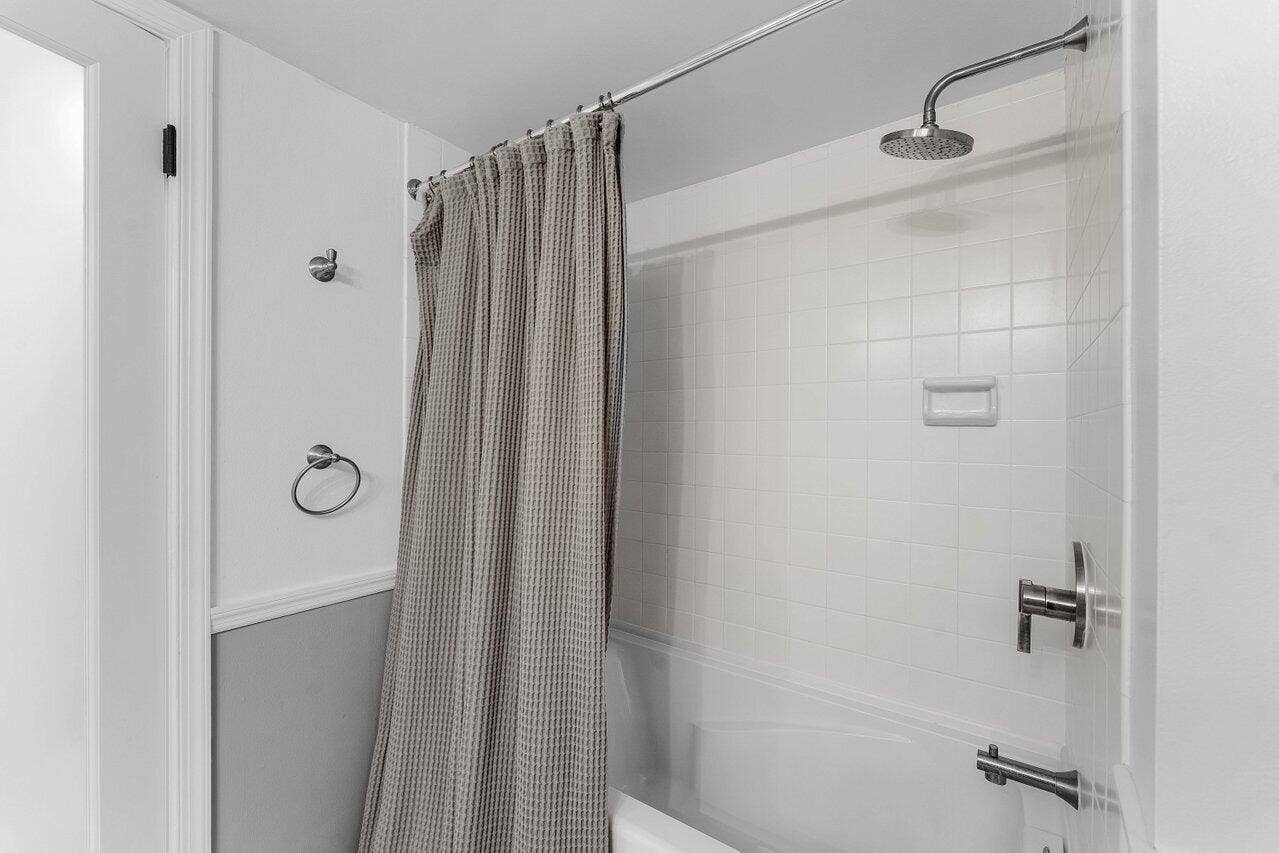 5420 N Ocean Drive, #1605, Singer Island, Singer Island, FL 33404 5420 N Ocean Drive, #1605, Singer Island, Singer Island, FL 33404