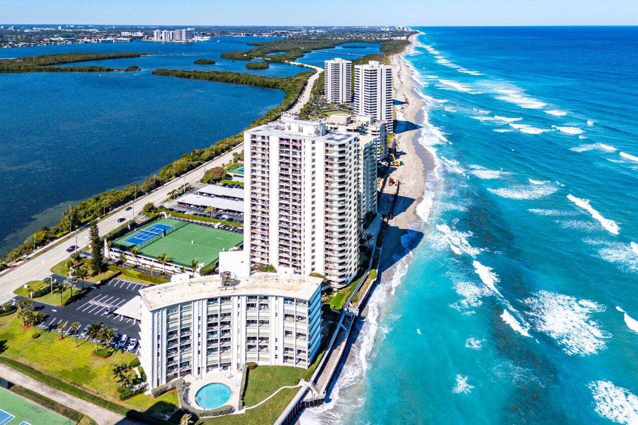 5420 N Ocean Drive, #1605, Singer Island, Singer Island, FL 33404 5420 N Ocean Drive, #1605, Singer Island, Singer Island, FL 33404