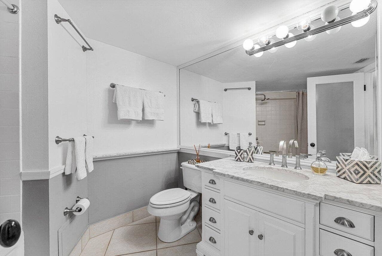 5420 N Ocean Drive, #1605, Singer Island, Singer Island, FL 33404 5420 N Ocean Drive, #1605, Singer Island, Singer Island, FL 33404