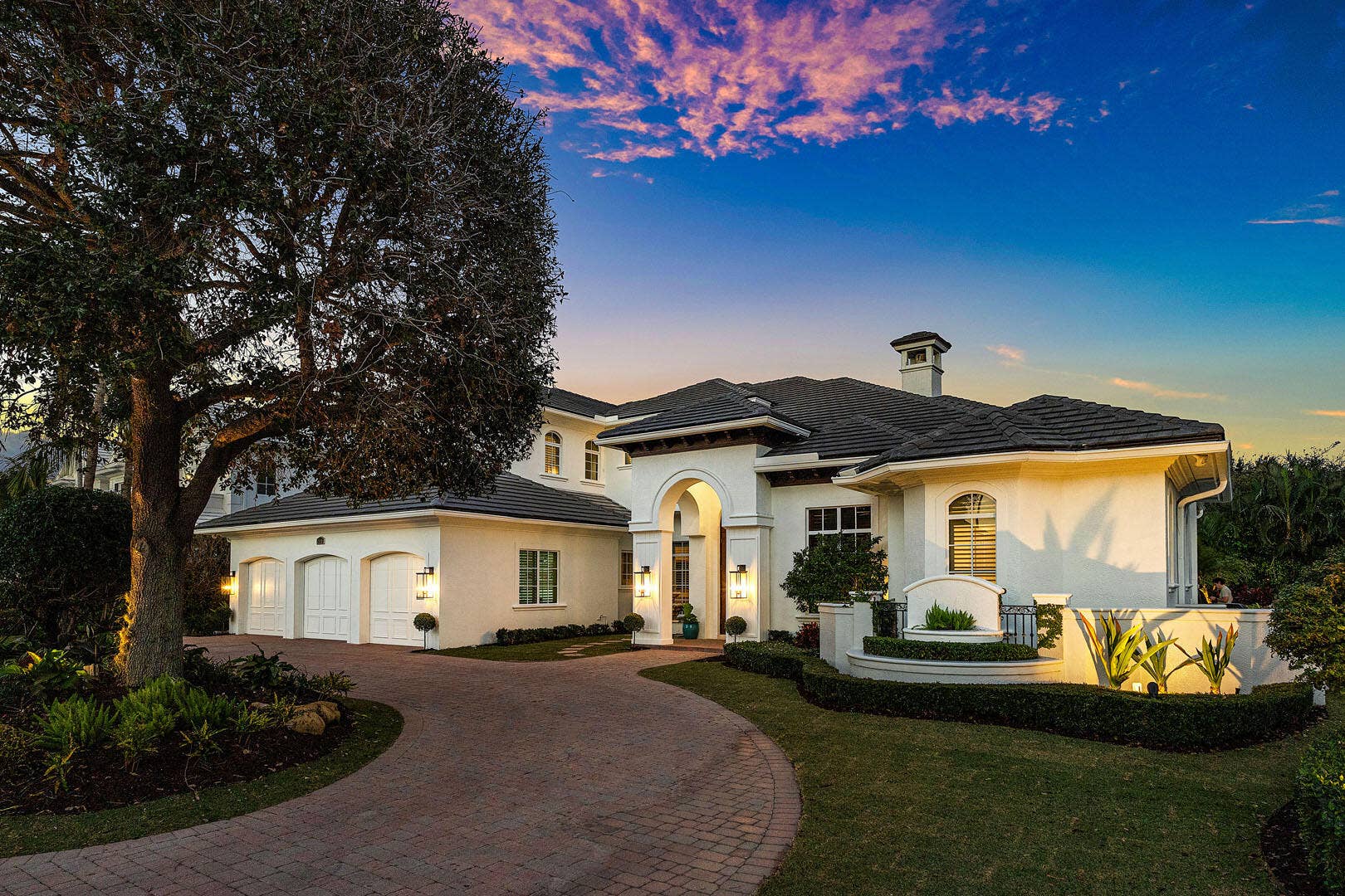 2310 W Silver Palm Road, Boca Raton, FL 33432 2310_West_Silver_Palm_Road_Dusk_02