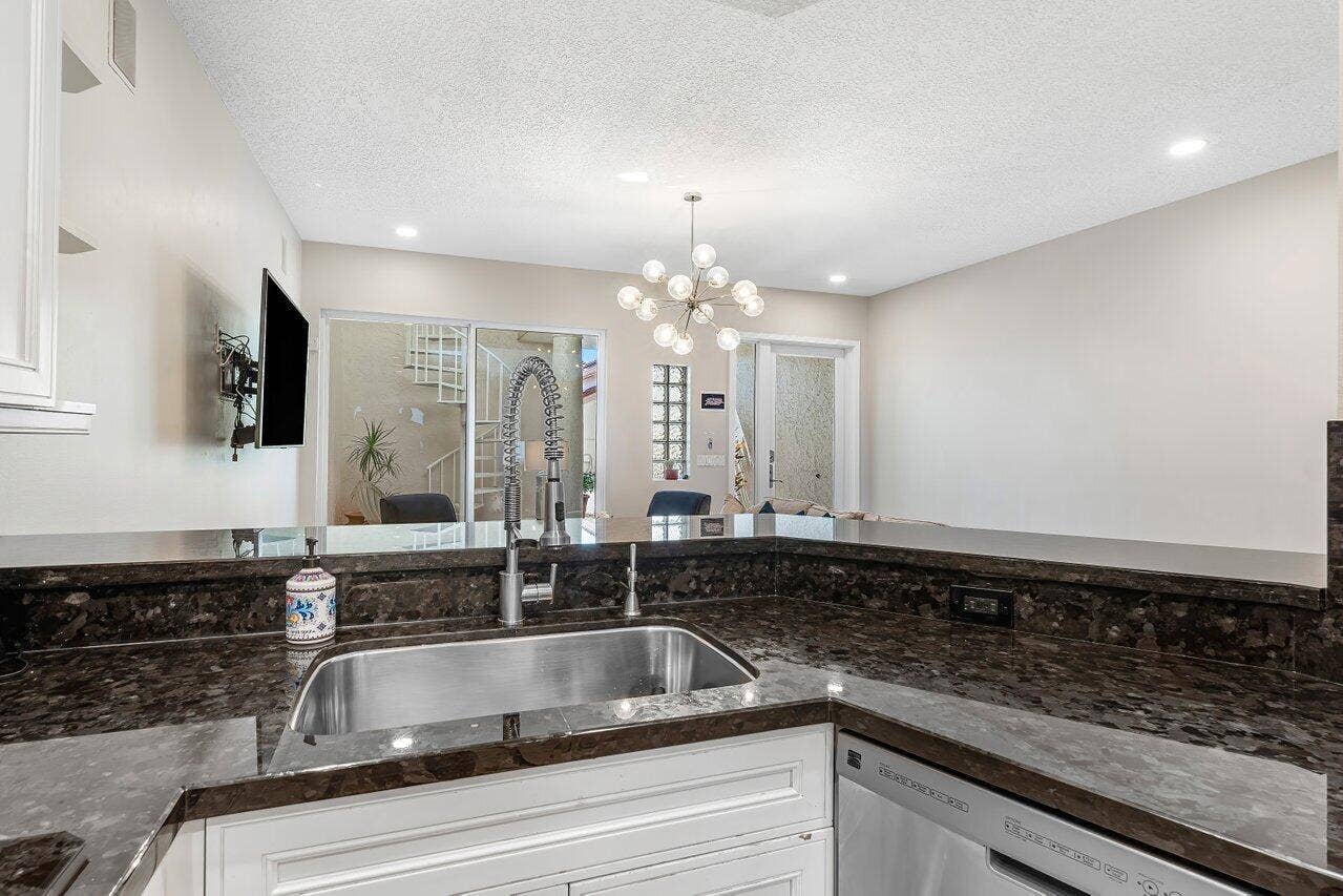 4517 S Ocean Boulevard, Highland Beach, FL 33487