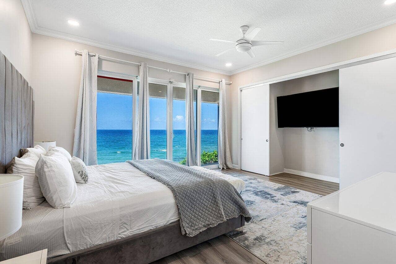4517 S Ocean Boulevard, Highland Beach, FL 33487