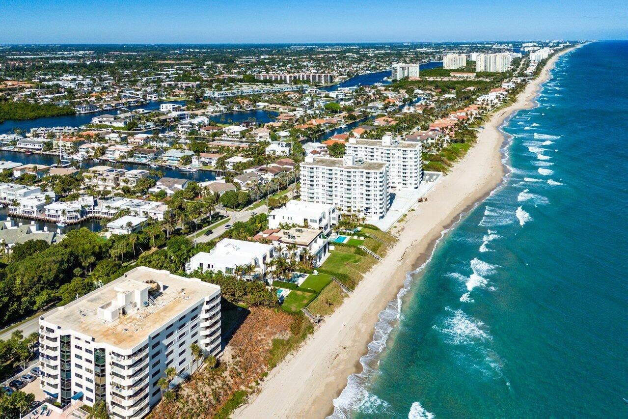 4517 S Ocean Boulevard, Highland Beach, FL 33487