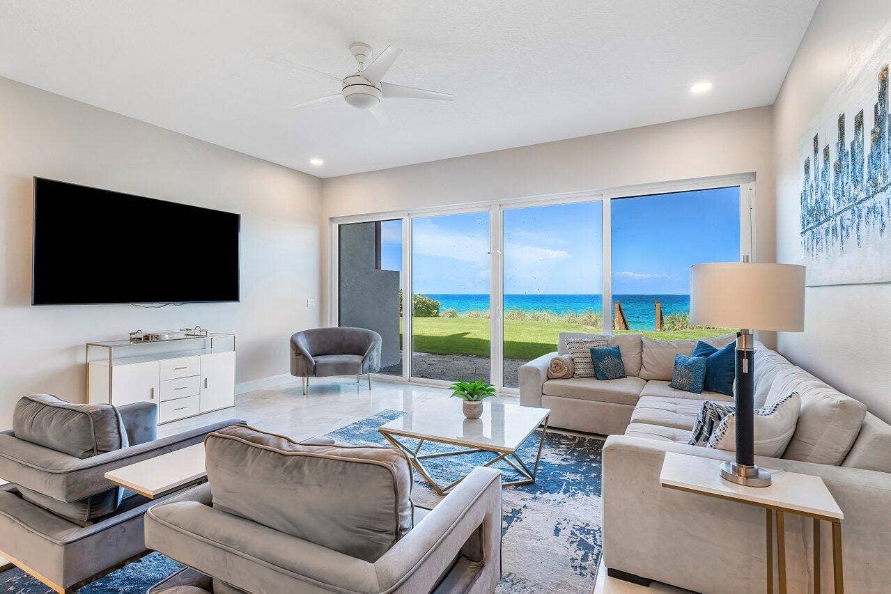 4517 S Ocean Boulevard, Highland Beach, FL 33487