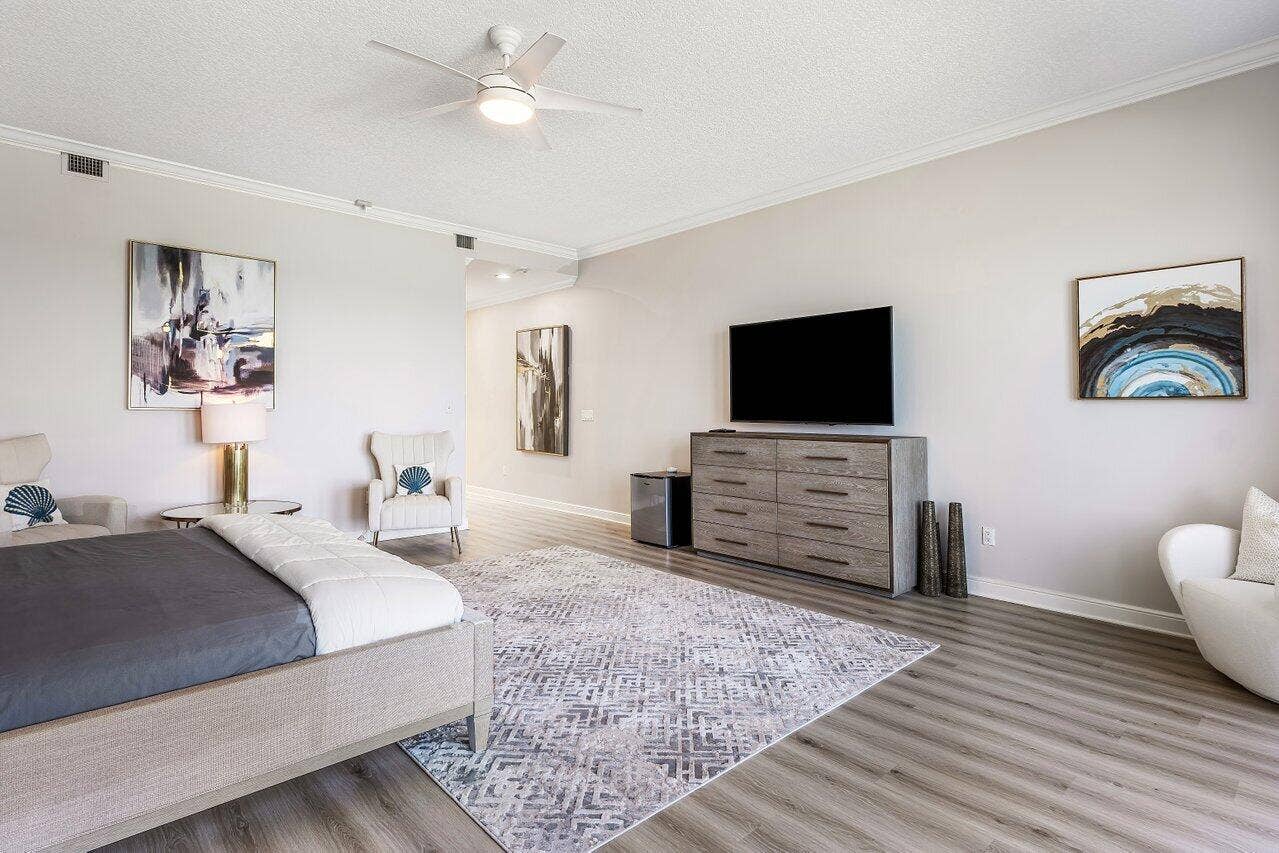 4517 S Ocean Boulevard, Highland Beach, FL 33487