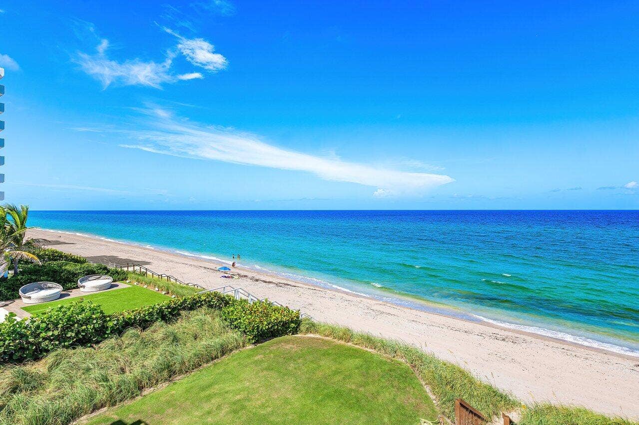 4517 S Ocean Boulevard, Highland Beach, FL 33487