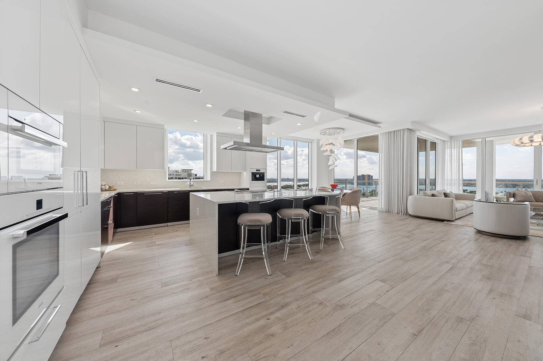 3730 N Ocean Drive, #17-D, Singer Island, FL 33404 Kitchen