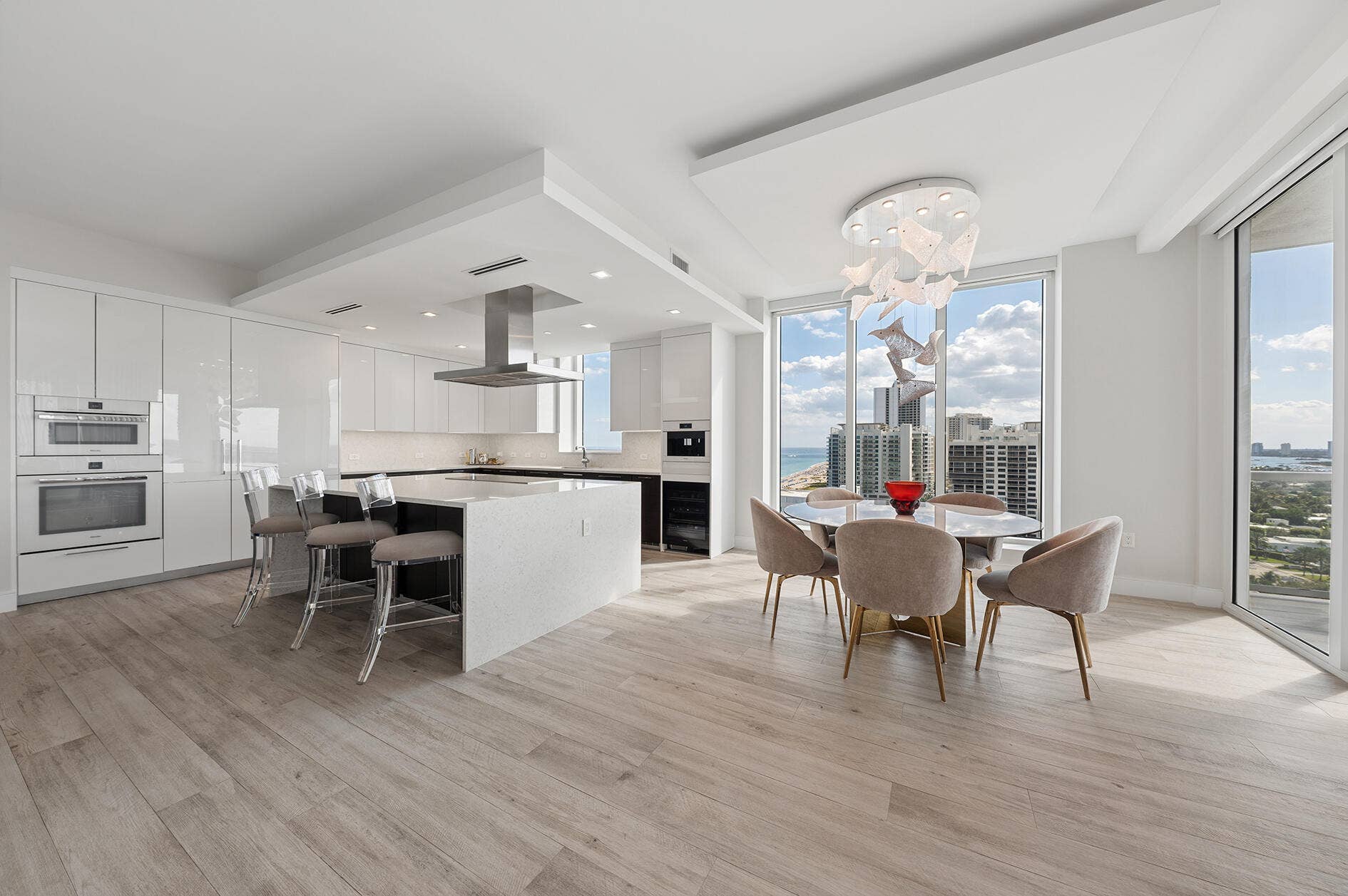3730 N Ocean Drive, #17-D, Singer Island, FL 33404 Dining