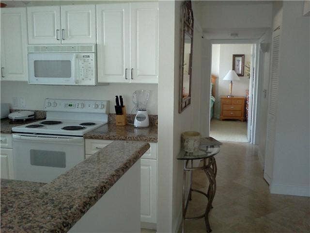 3606 S Ocean Boulevard, #402, Highland Beach, Highland Beach, FL 33487 kitchen