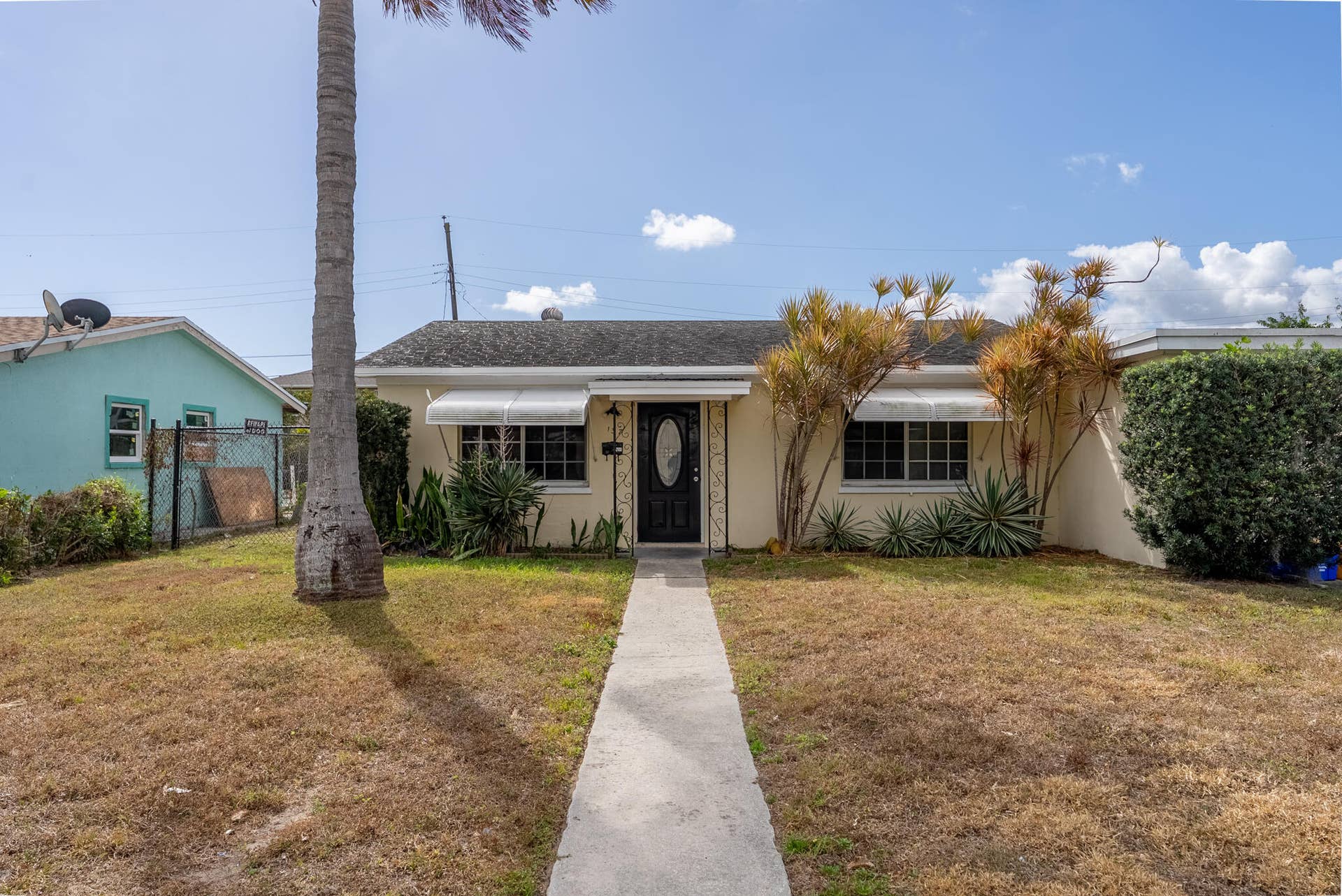 137 W 34th Street, Riviera Beach, FL 33404 Woolf Realty_137 N 34th (2 of 23)