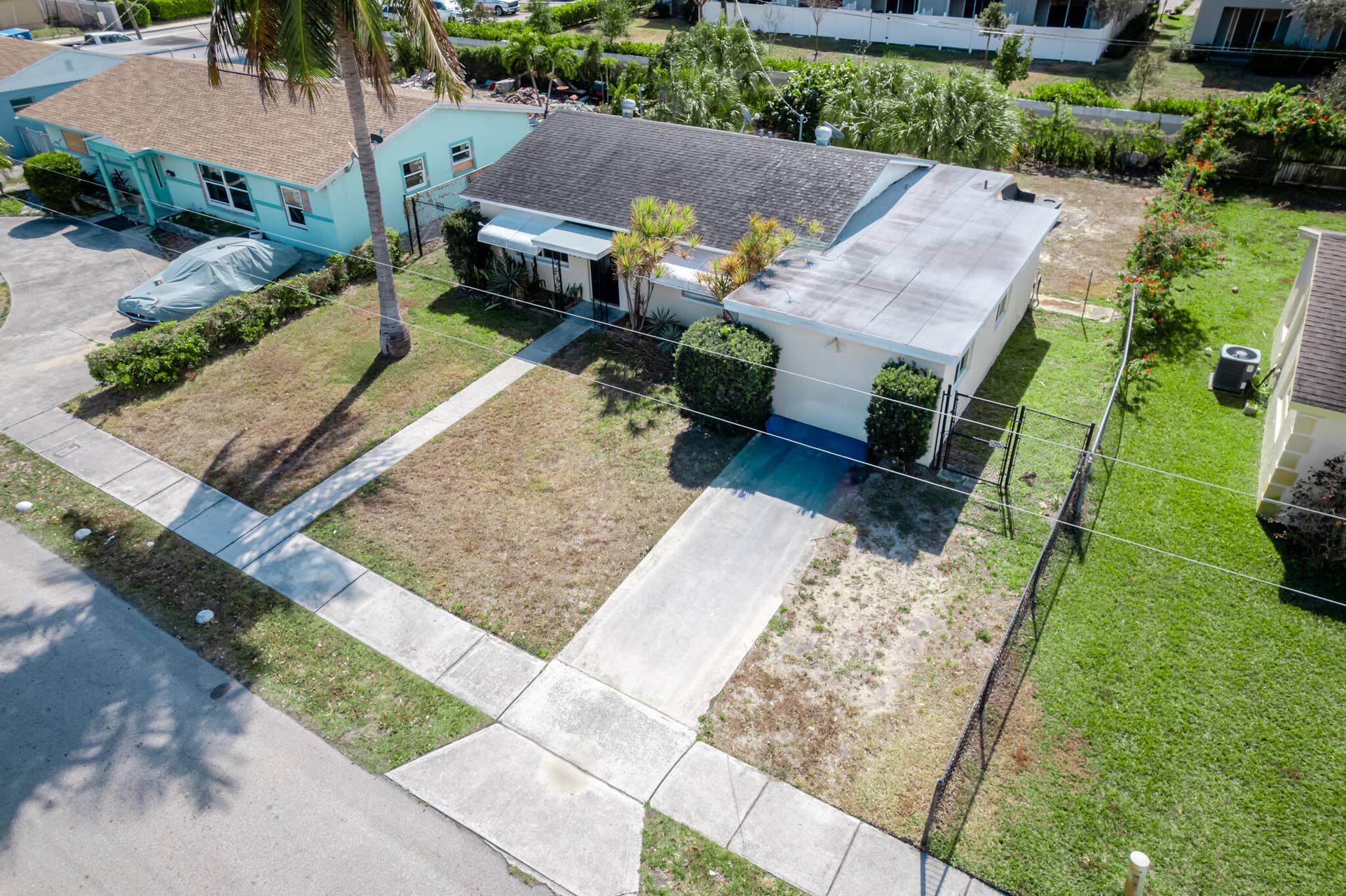 137 W 34th Street, Riviera Beach, FL 33404 Woolf Realty_137 N 34th (1 of 23)