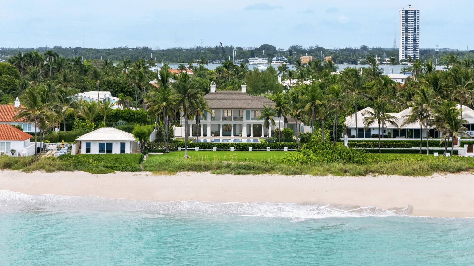 1285 North Ocean Boulevard, #Lot 1 & 2, Palm Beach, FL 33480 Property Outline