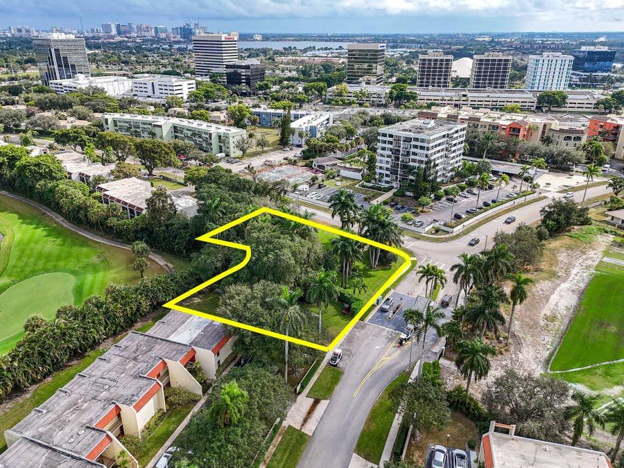 Property photo for 1617 Embassy Drive, West Palm Beach, FL