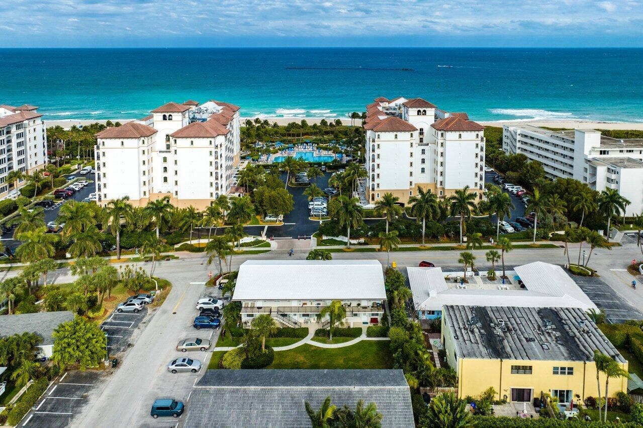 100 Bravado Lane, #2, Palm Beach Shores, FL 33404 100 Bravado Lane, #2, Palm Beach Shores, FL 33404
