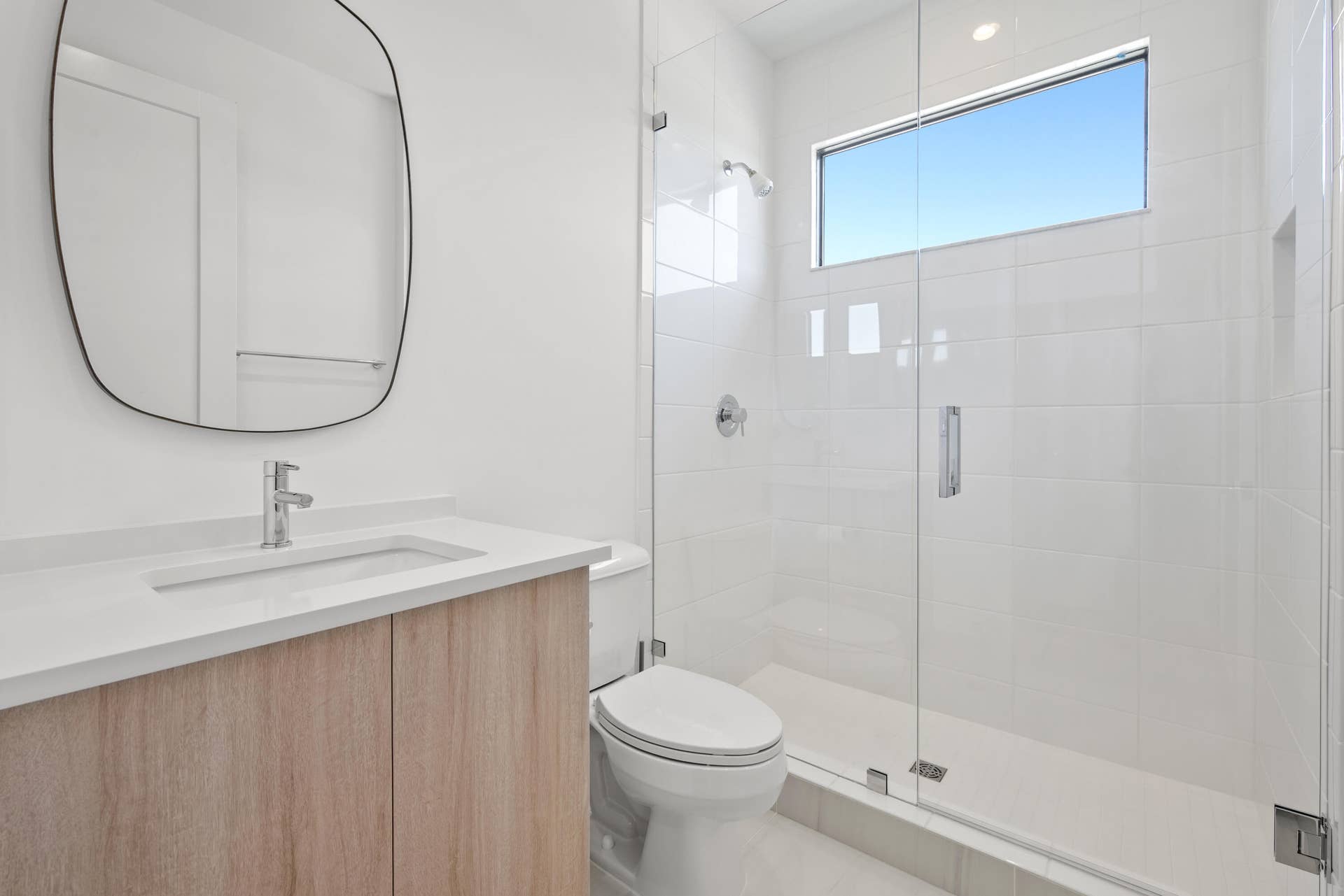 Ensuite Bathroom 4