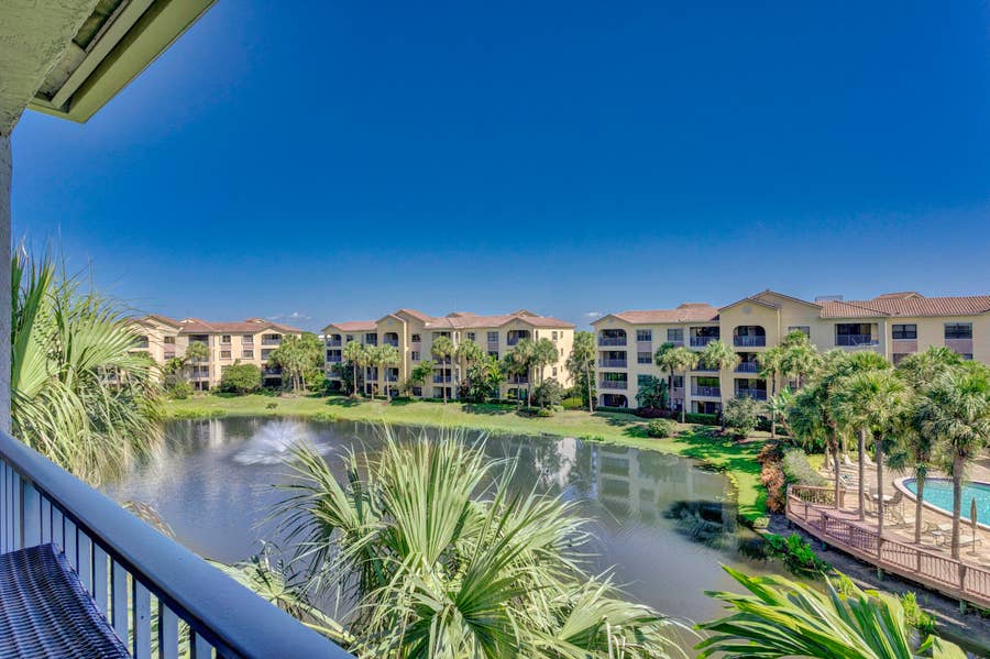 Property photo for 500 Uno Lago Drive, #402, Juno Beach, FL