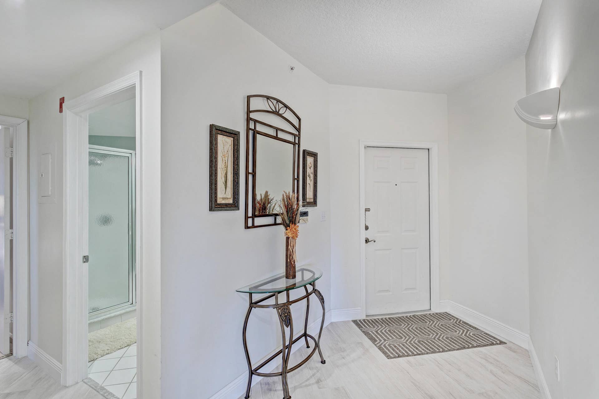 500 Uno Lago Drive, #402, Juno Beach, Juno Beach, FL 33408 Entryway