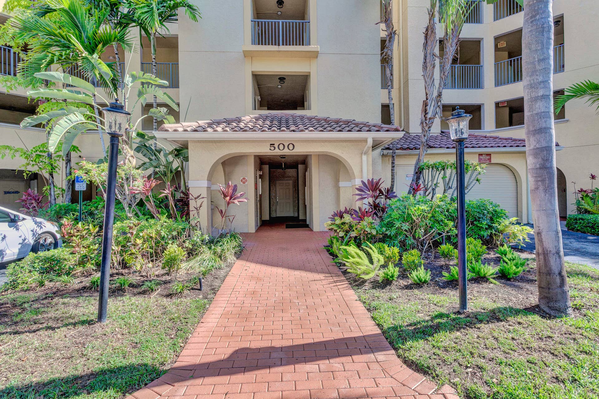 500 Uno Lago Drive, #402, Juno Beach, Juno Beach, FL 33408 Building Exterior