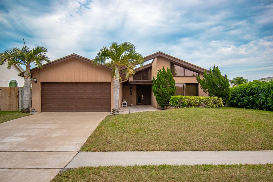Property photo for 21566 Arbor Way, Boca Raton, FL