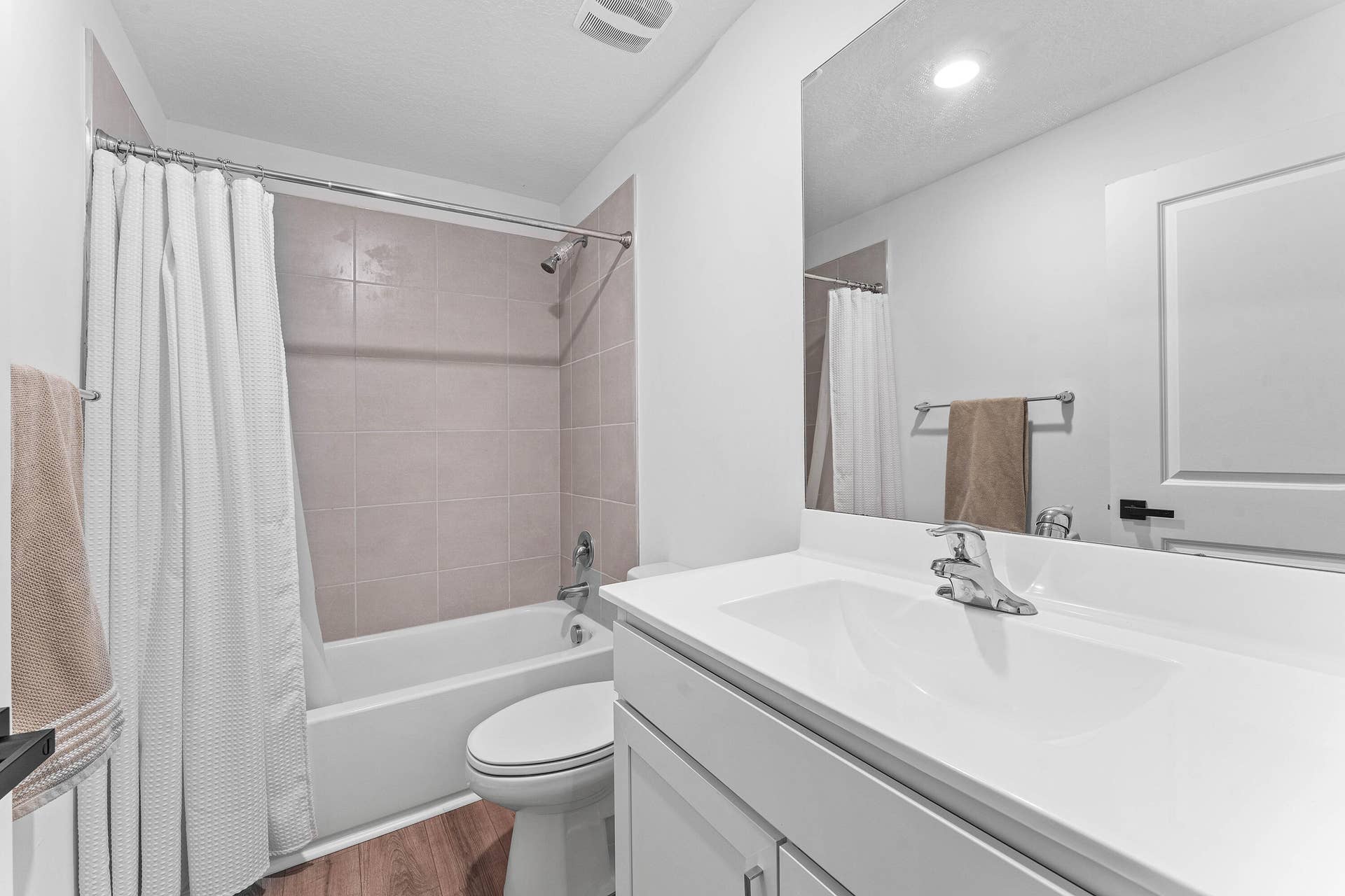014-5049GenovePlace-RivieraBeach-FL-3341
